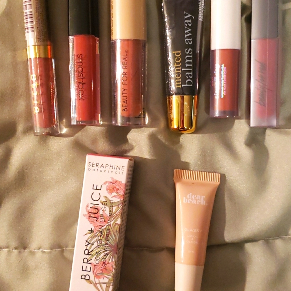 New Lip gloss / lipstick /balm